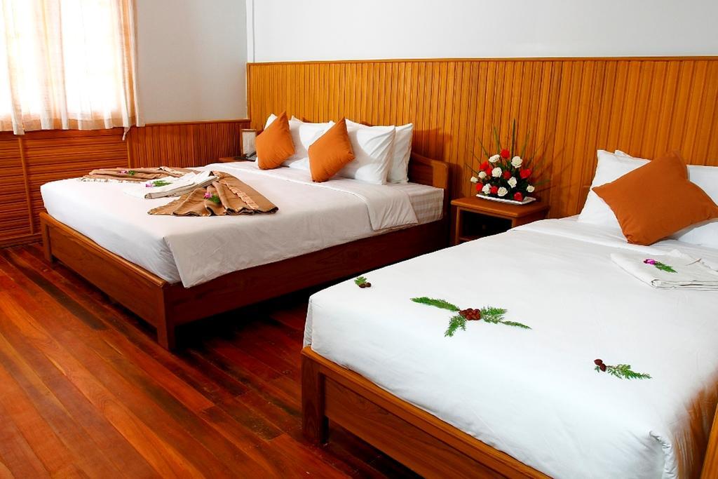 Inle Lotus Hotel Nyaung Shwe Exterior photo