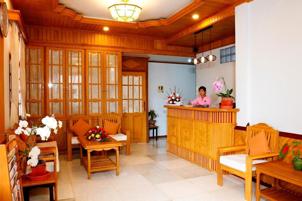 Inle Lotus Hotel Nyaung Shwe Exterior photo