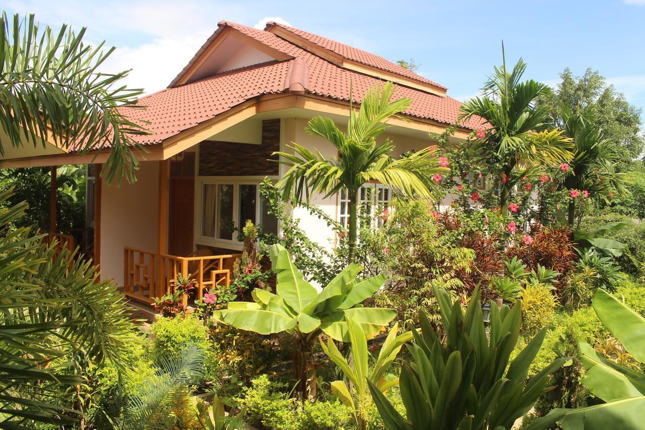 Inle Lotus Hotel Nyaung Shwe Exterior photo