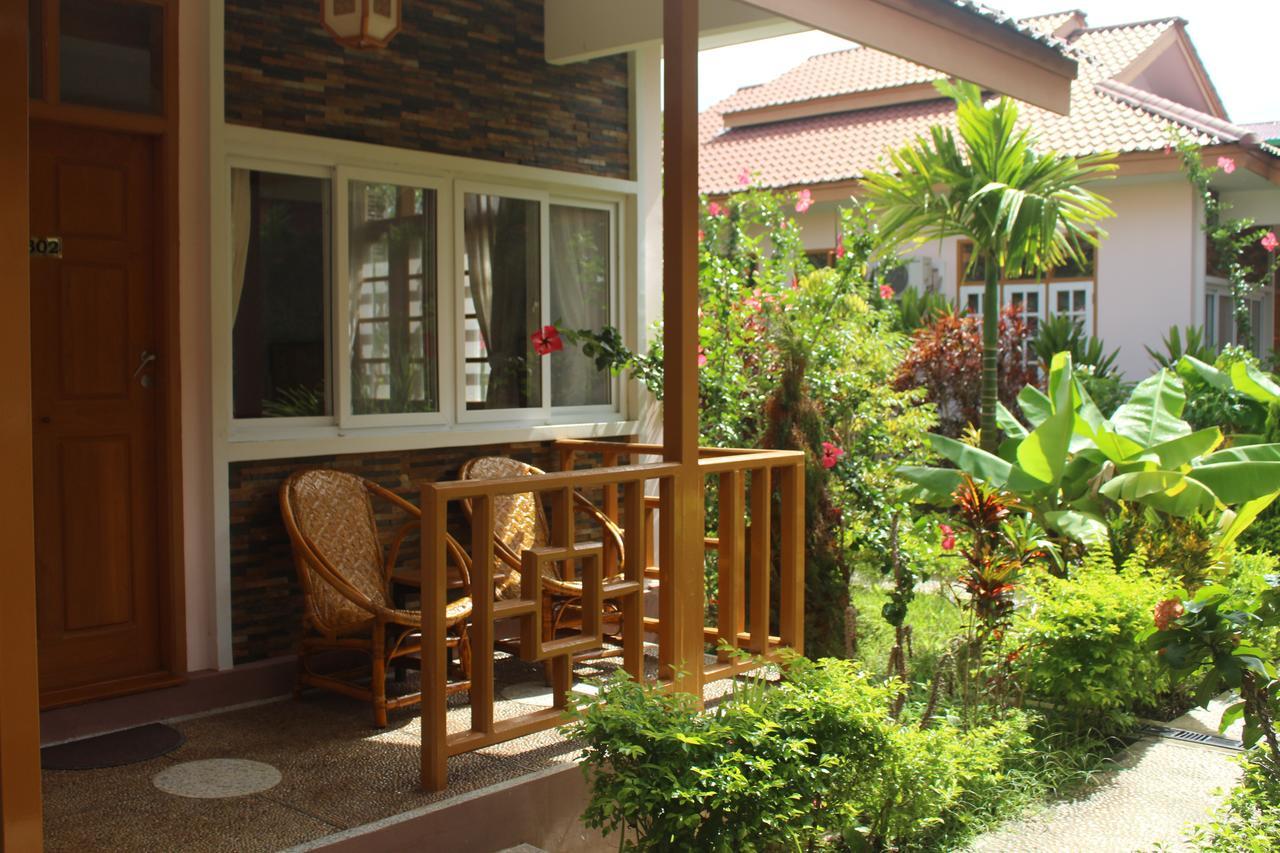 Inle Lotus Hotel Nyaung Shwe Exterior photo