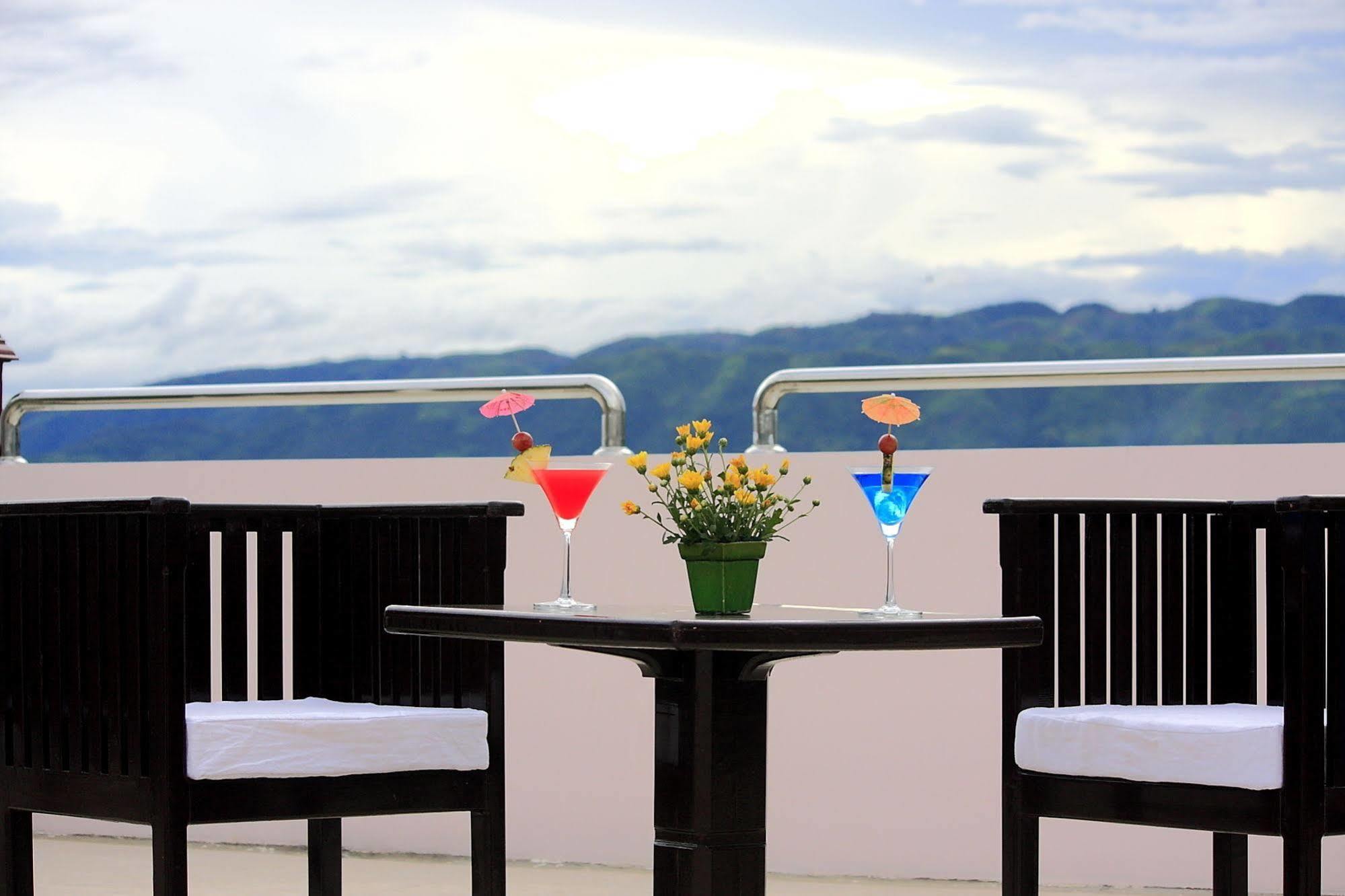 Inle Lotus Hotel Nyaung Shwe Exterior photo